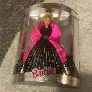 Beautiful Holiday Barbie  1998 never opened